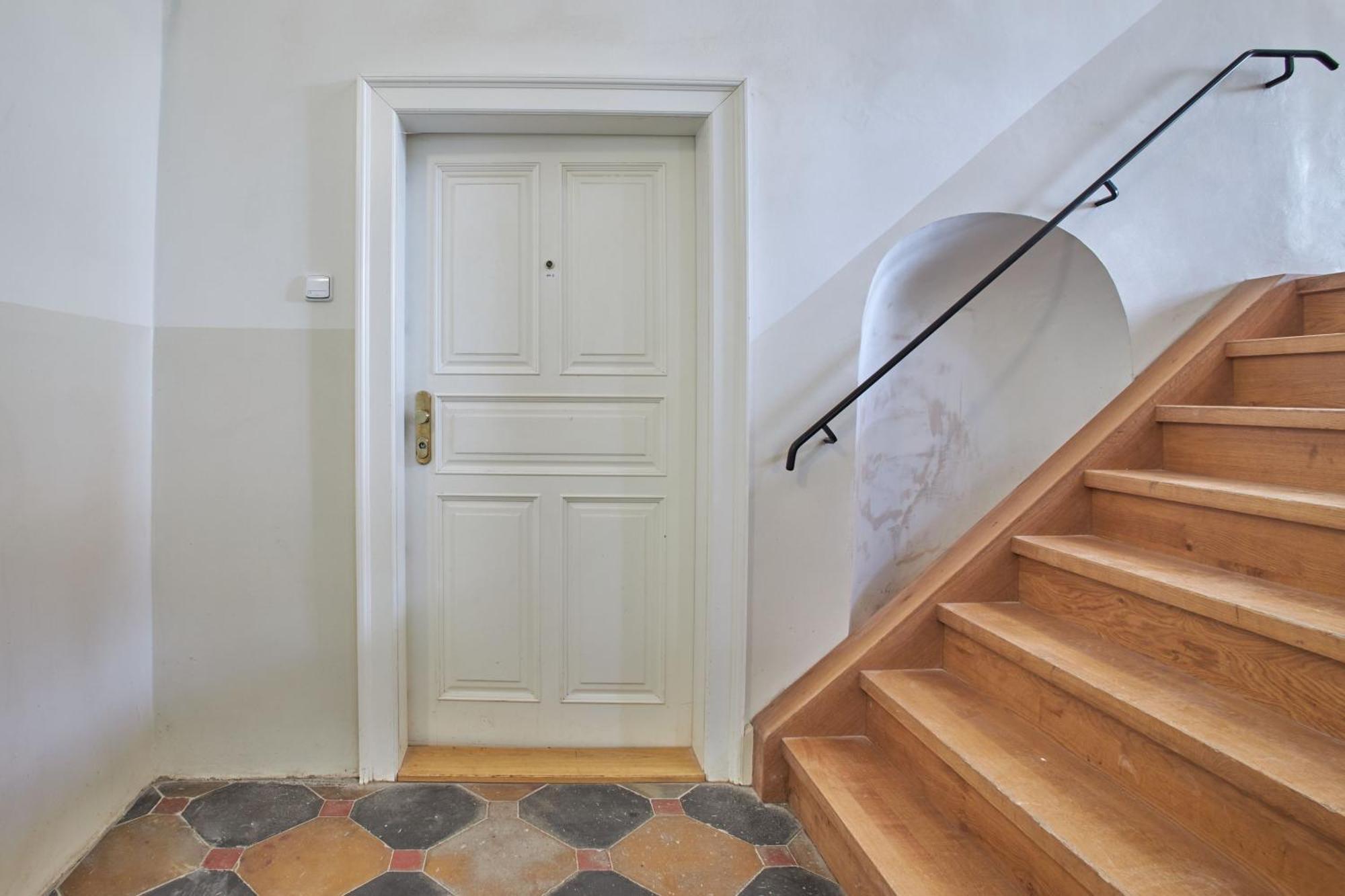 Charles Bridge Apartments Прага Экстерьер фото