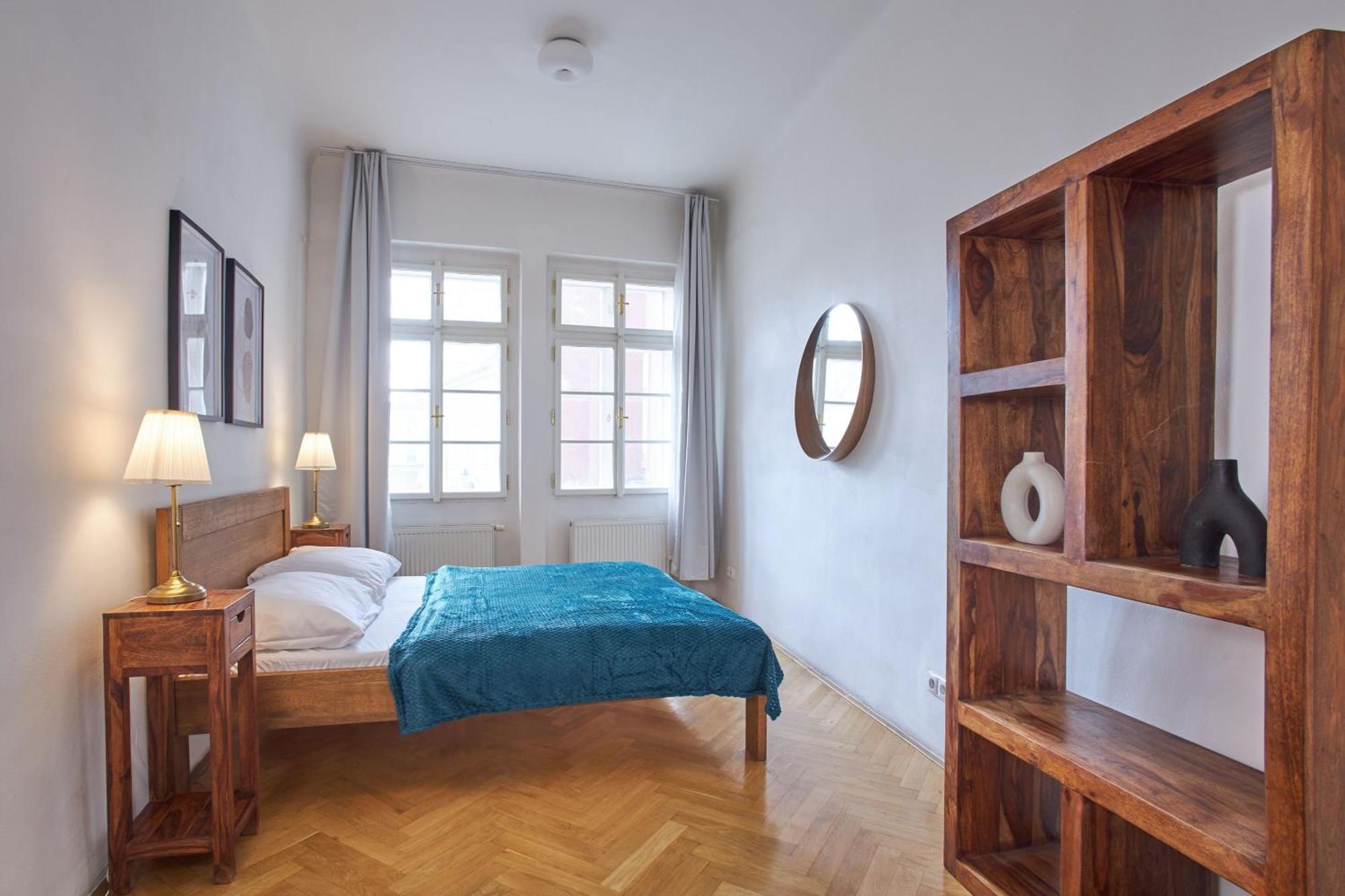 Charles Bridge Apartments Прага Экстерьер фото
